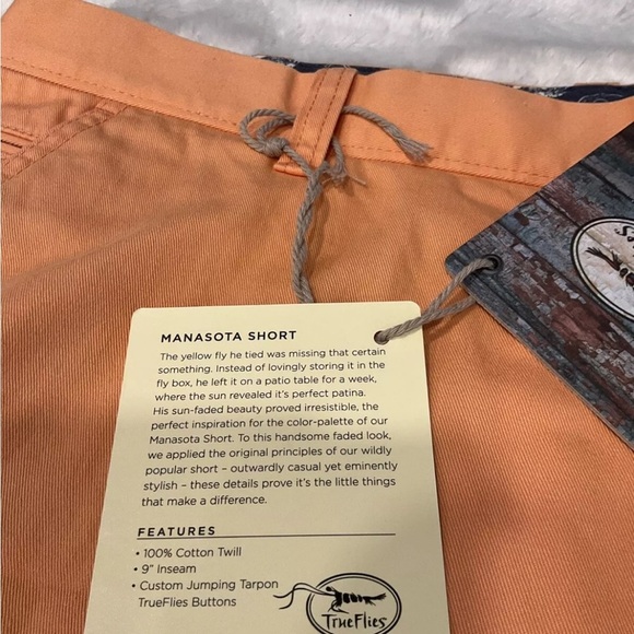 True Flies Mens Manasota Shorts Life Off The Chart  Hibiscus II Size 42 NWT - Picture 8 of 13